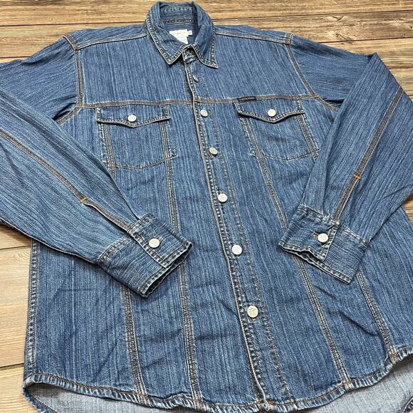 Calvin Klein Denim Shirt 100% Cotton Pockets SZ M C101800 - Picture 1 of 9